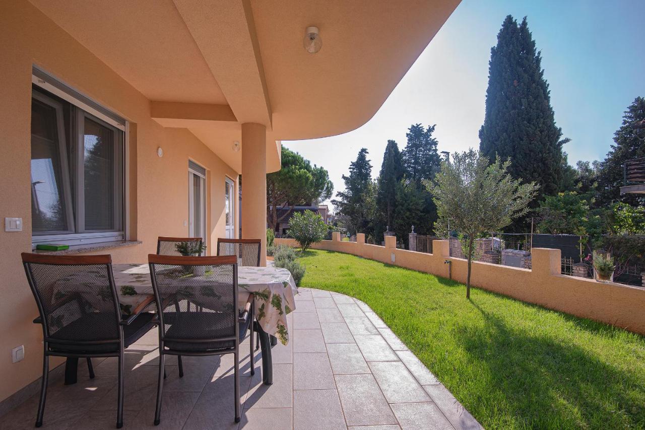 Apartments Valentina Premantura Exterior foto
