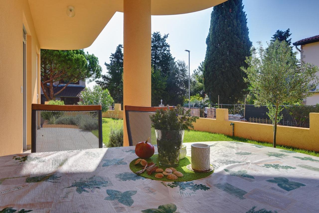 Apartments Valentina Premantura Exterior foto