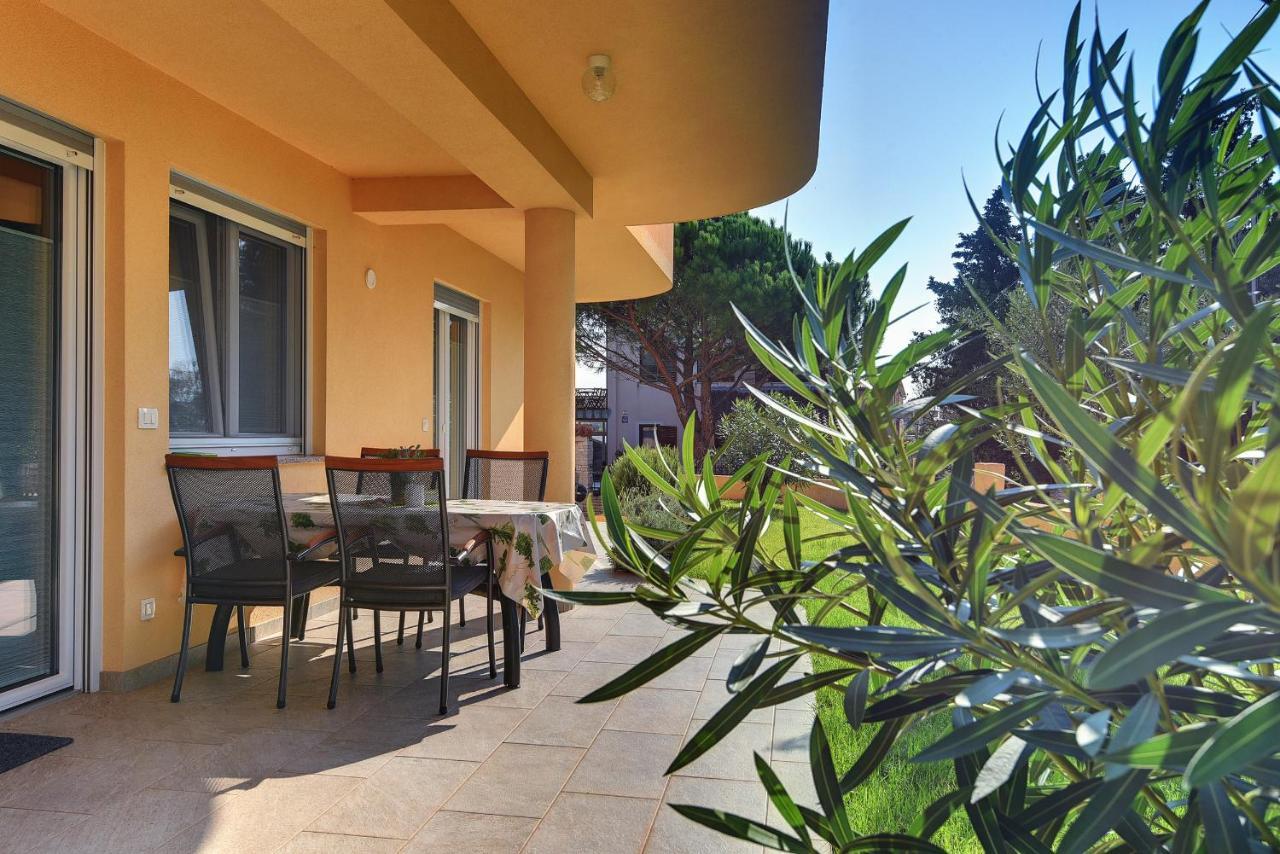 Apartments Valentina Premantura Exterior foto